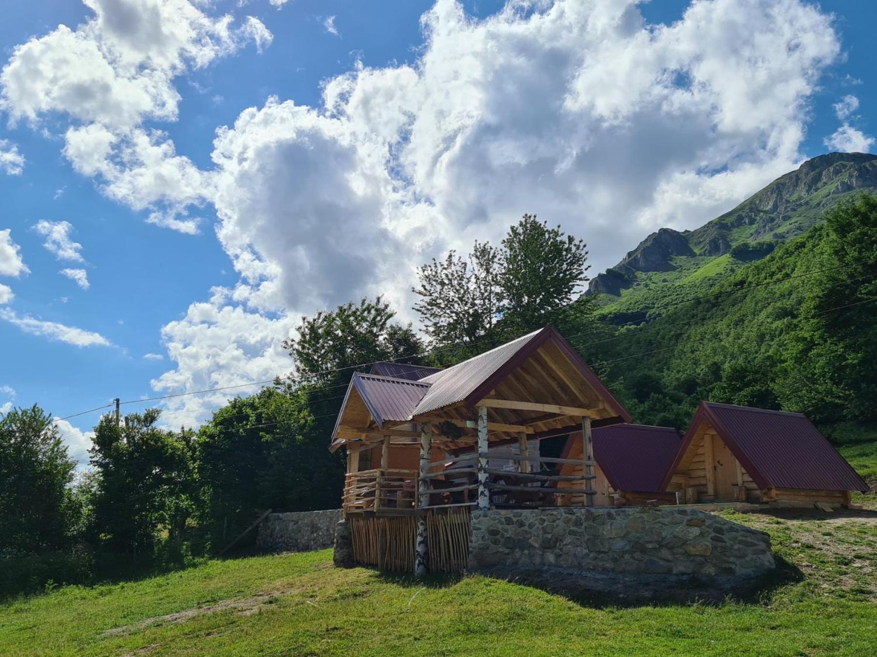 Bungalows Malagic Gusinje Dış mekan fotoğraf