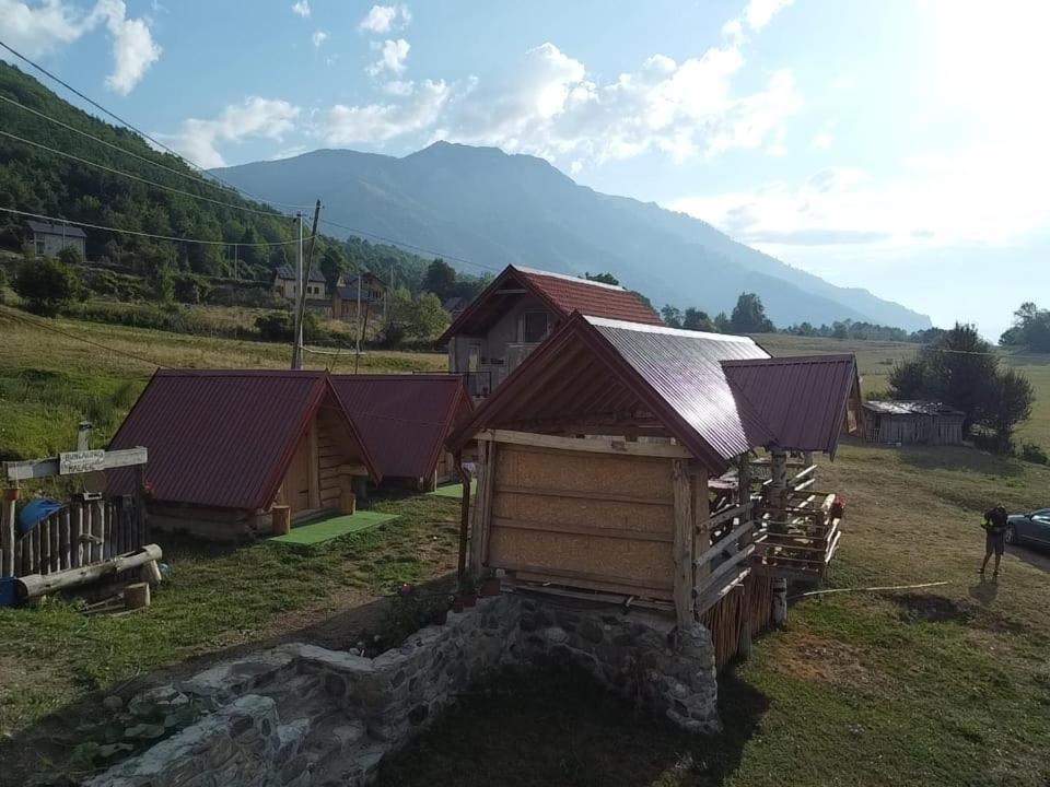 Bungalows Malagic Gusinje Dış mekan fotoğraf